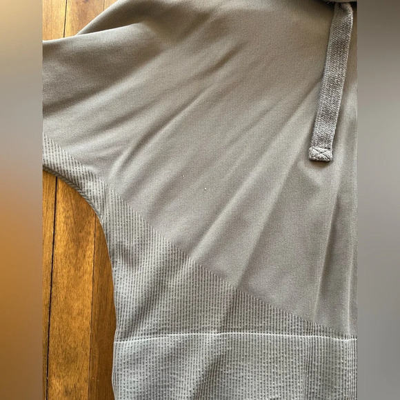 GYMSHARK pause hoodie crop charcoal size small - Picture 8 of 9